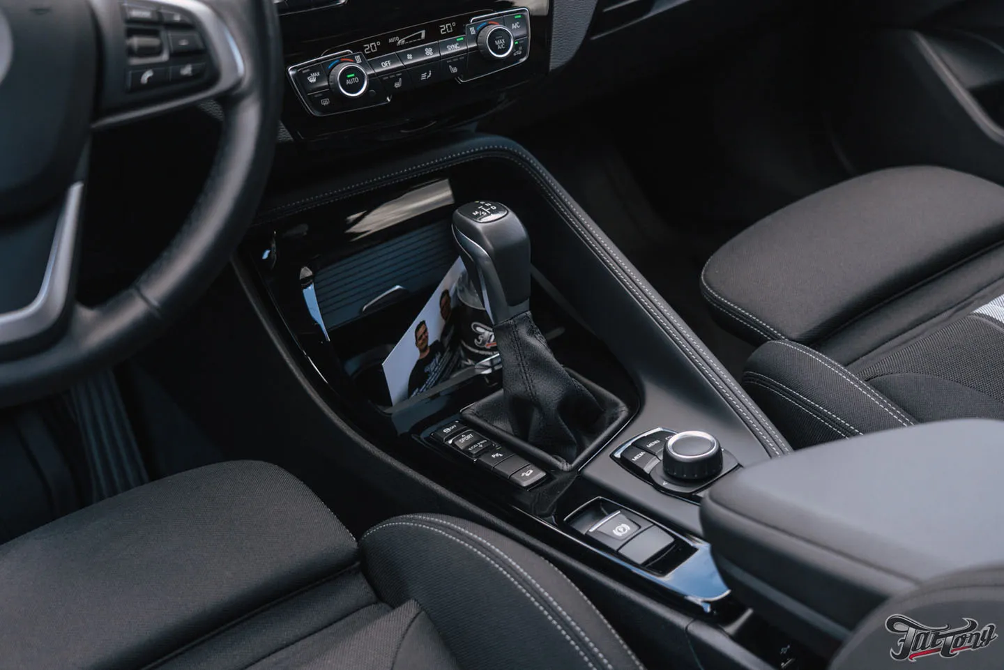 Химчистка салона и мойка подкапотного пространства BMW X1